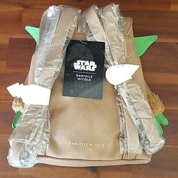 Star Wars Mandalorian The Child backpack - Picture 6 of 11